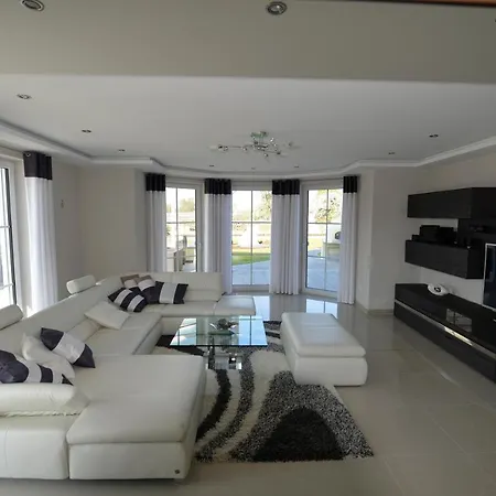 Villa Luxbellevue Luxury Zaisertshofen