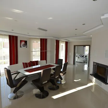 Villa Luxbellevue Luxury *